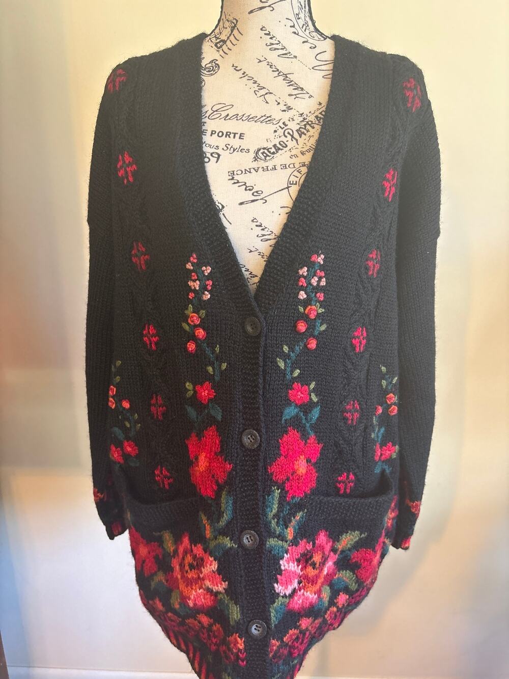 Vintage Laura Ashley Wool Knit Floral Front Button Cardigan Sweater Sz Large